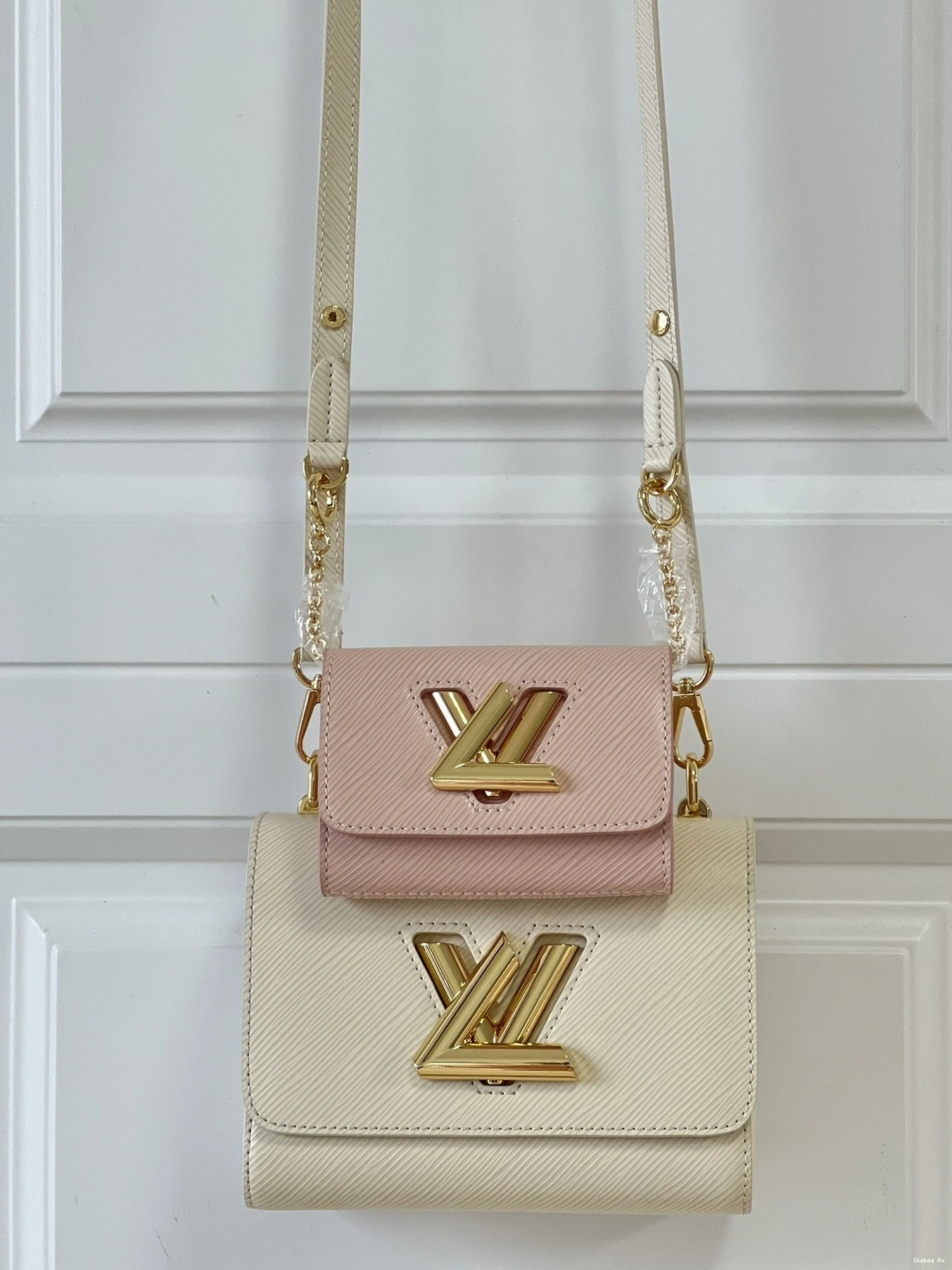 PM VUITTON TWIST LOUIS 0801